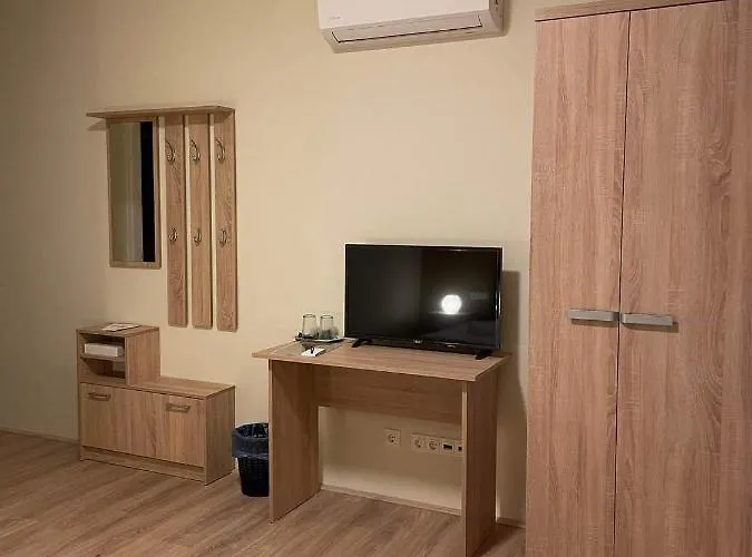 Forster Vadaszkastely Panzio *