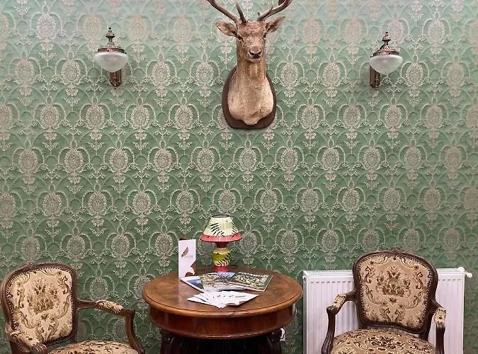 Frühstückspension Forster Vadaszkastely Panzio *